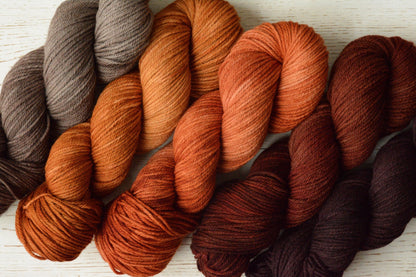 Russet - 4-ply 100% non-super wash worsted weight merino yarn. 100g, 218 yards, russet brown orange red, autumnal. Soft 20.5 micron.